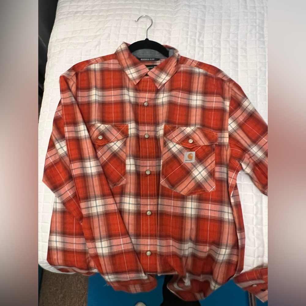 NWT Carhartt button down size medium
